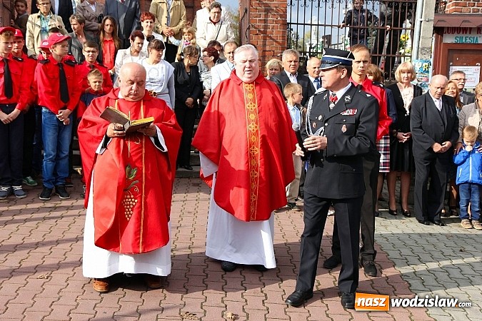 Zdjęcie w galerii na portalu naszwodzislaw.com: 110-lecie OSP oraz poświęcenie nowego wozu strażackiego, czyli wielkie święto w Lubomi wiadomości z regionu