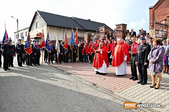 Zdjęcie w galerii na portalu naszwodzislaw.com: 110-lecie OSP oraz poświęcenie nowego wozu strażackiego, czyli wielkie święto w Lubomi wiadomości z regionu