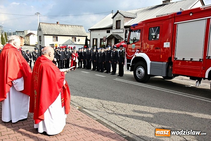 Zdjęcie w galerii na portalu naszwodzislaw.com: 110-lecie OSP oraz poświęcenie nowego wozu strażackiego, czyli wielkie święto w Lubomi wiadomości z regionu