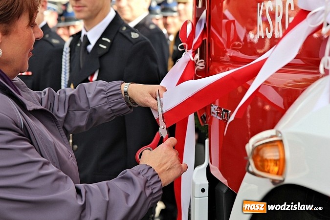 Zdjęcie w galerii na portalu naszwodzislaw.com: 110-lecie OSP oraz poświęcenie nowego wozu strażackiego, czyli wielkie święto w Lubomi wiadomości z regionu