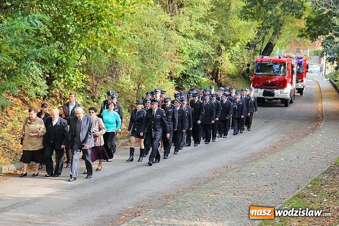 Zdjęcie w galerii na portalu naszwodzislaw.com: 110-lecie OSP oraz poświęcenie nowego wozu strażackiego, czyli wielkie święto w Lubomi wiadomości z regionu