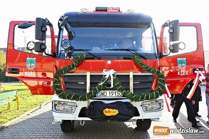 Zdjęcie w galerii na portalu naszwodzislaw.com: 110-lecie OSP oraz poświęcenie nowego wozu strażackiego, czyli wielkie święto w Lubomi wiadomości z regionu