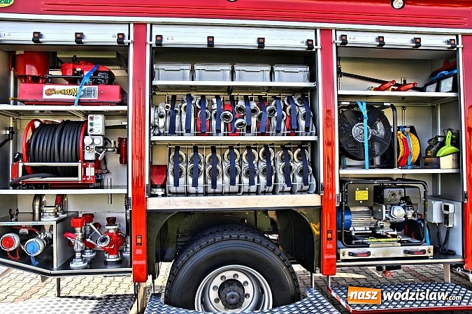 Zdjęcie w galerii na portalu naszwodzislaw.com: 110-lecie OSP oraz poświęcenie nowego wozu strażackiego, czyli wielkie święto w Lubomi wiadomości z regionu