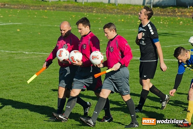 Zdjęcie w galerii na portalu naszwodzislaw.com: Klasa okręgowa: Jarosław Pawelec katem Tworkowa wiadomości z regionu