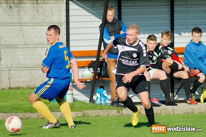 Zdjęcie w galerii na portalu naszwodzislaw.com: Klasa okręgowa: Jarosław Pawelec katem Tworkowa wiadomości z regionu