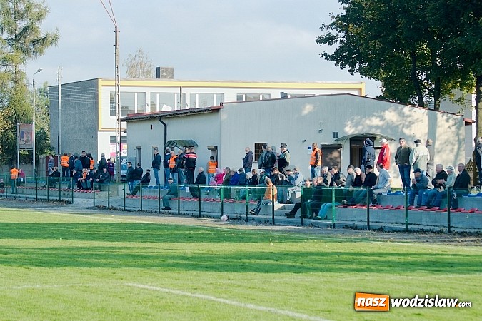 Zdjęcie w galerii na portalu naszwodzislaw.com: Klasa okręgowa: Jarosław Pawelec katem Tworkowa wiadomości z regionu