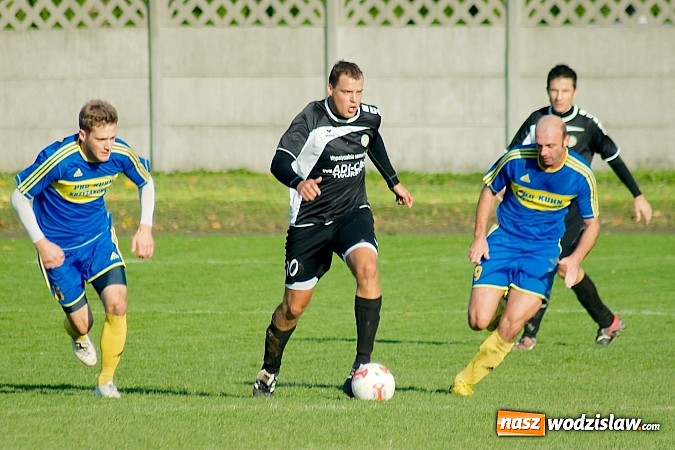 Zdjęcie w galerii na portalu naszwodzislaw.com: Klasa okręgowa: Jarosław Pawelec katem Tworkowa wiadomości z regionu