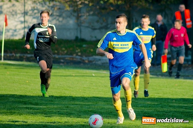 Zdjęcie w galerii na portalu naszwodzislaw.com: Klasa okręgowa: Jarosław Pawelec katem Tworkowa wiadomości z regionu