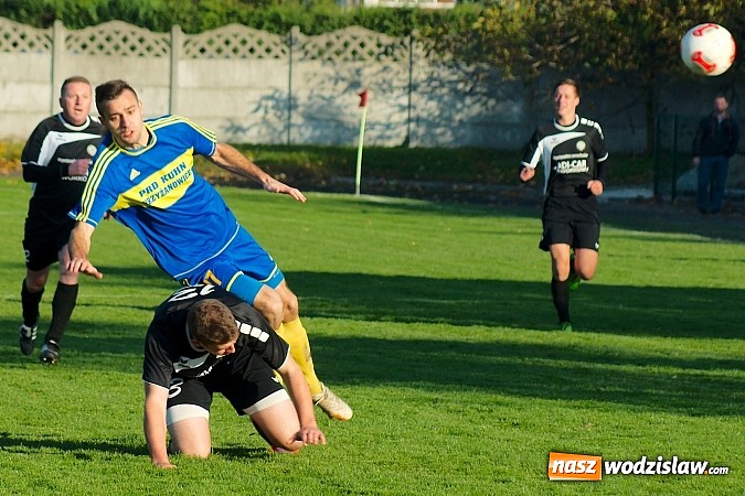 Zdjęcie w galerii na portalu naszwodzislaw.com: Klasa okręgowa: Jarosław Pawelec katem Tworkowa wiadomości z regionu