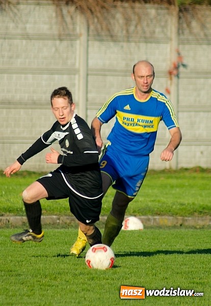 Zdjęcie w galerii na portalu naszwodzislaw.com: Klasa okręgowa: Jarosław Pawelec katem Tworkowa wiadomości z regionu