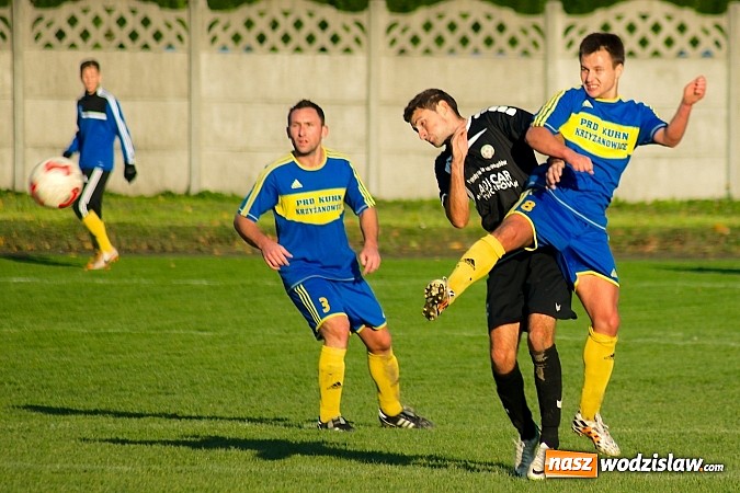 Zdjęcie w galerii na portalu naszwodzislaw.com: Klasa okręgowa: Jarosław Pawelec katem Tworkowa wiadomości z regionu