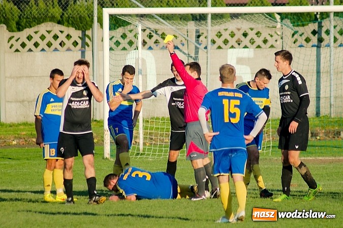 Zdjęcie w galerii na portalu naszwodzislaw.com: Klasa okręgowa: Jarosław Pawelec katem Tworkowa wiadomości z regionu