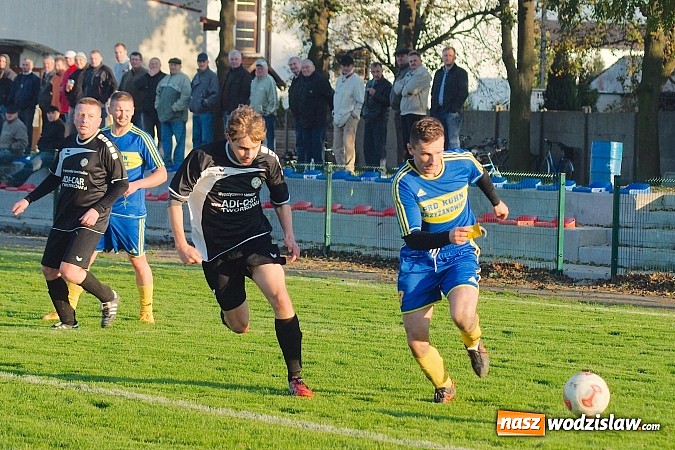 Zdjęcie w galerii na portalu naszwodzislaw.com: Klasa okręgowa: Jarosław Pawelec katem Tworkowa wiadomości z regionu