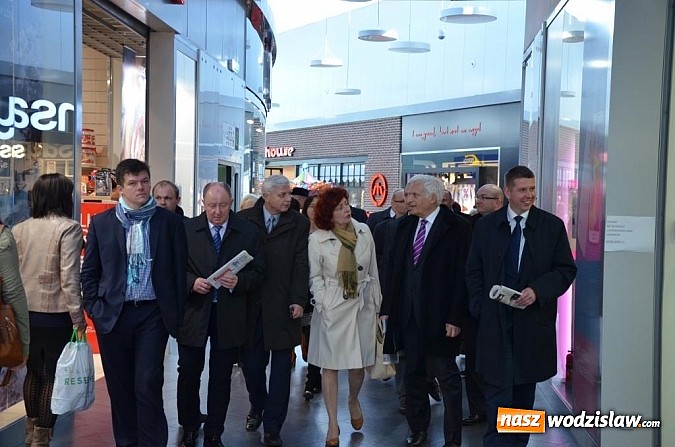 Zdjęcie w galerii na portalu naszwodzislaw.com: Jerzy Buzek odwiedził Wodzisław Śląski   wiadomości z regionu