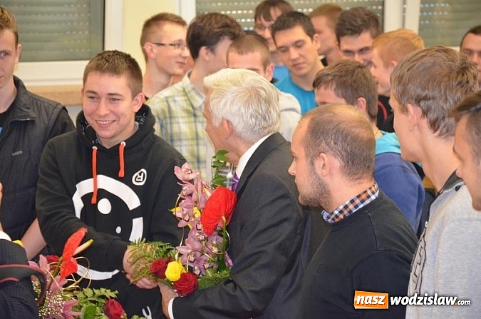 Zdjęcie w galerii na portalu naszwodzislaw.com: Jerzy Buzek odwiedził Wodzisław Śląski   wiadomości z regionu