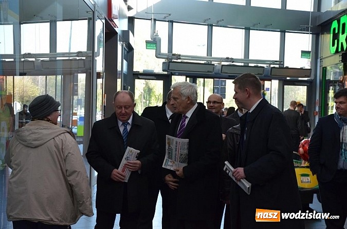 Zdjęcie w galerii na portalu naszwodzislaw.com: Jerzy Buzek odwiedził Wodzisław Śląski   wiadomości z regionu