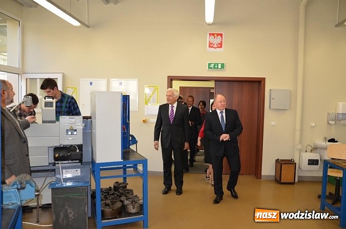 Zdjęcie w galerii na portalu naszwodzislaw.com: Jerzy Buzek odwiedził Wodzisław Śląski   wiadomości z regionu