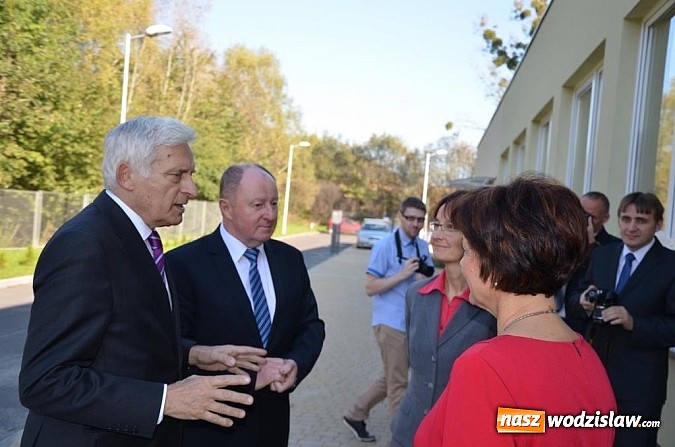 Zdjęcie w galerii na portalu naszwodzislaw.com: Jerzy Buzek odwiedził Wodzisław Śląski   wiadomości z regionu