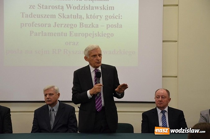 Zdjęcie w galerii na portalu naszwodzislaw.com: Jerzy Buzek odwiedził Wodzisław Śląski   wiadomości z regionu