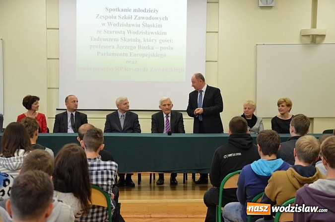 Zdjęcie w galerii na portalu naszwodzislaw.com: Jerzy Buzek odwiedził Wodzisław Śląski   wiadomości z regionu