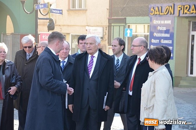 Zdjęcie w galerii na portalu naszwodzislaw.com: Jerzy Buzek odwiedził Wodzisław Śląski   wiadomości z regionu