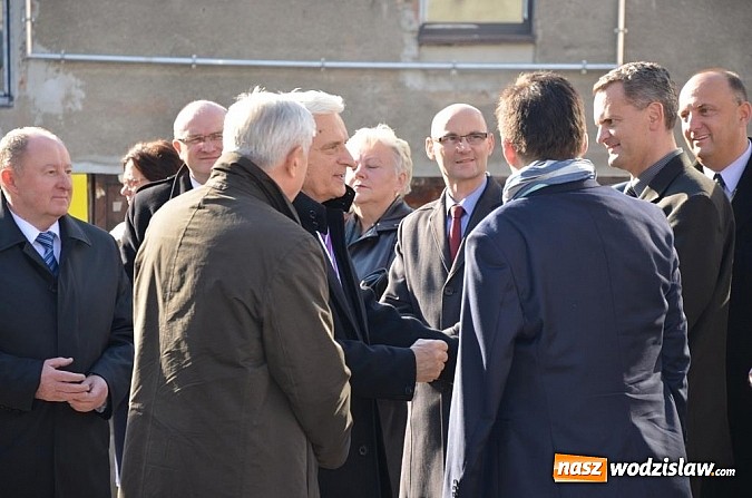 Zdjęcie w galerii na portalu naszwodzislaw.com: Jerzy Buzek odwiedził Wodzisław Śląski   wiadomości z regionu