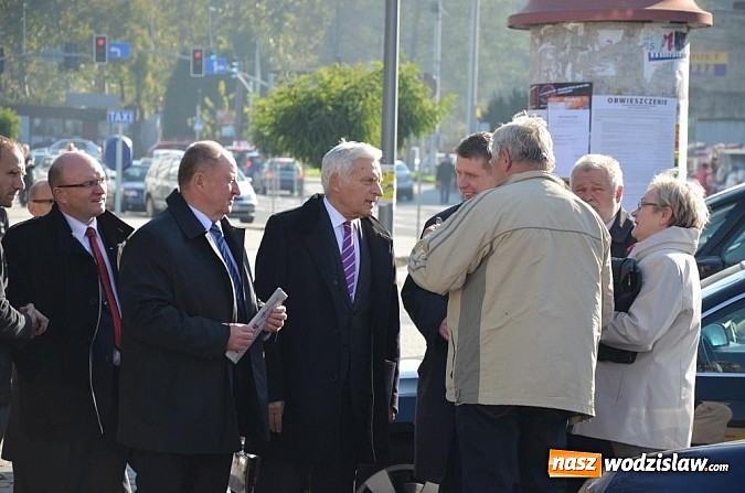 Zdjęcie w galerii na portalu naszwodzislaw.com: Jerzy Buzek odwiedził Wodzisław Śląski   wiadomości z regionu