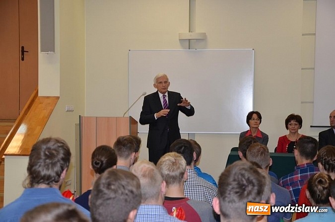 Zdjęcie w galerii na portalu naszwodzislaw.com: Jerzy Buzek odwiedził Wodzisław Śląski   wiadomości z regionu