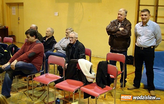 Zdjęcie w galerii na portalu naszwodzislaw.com: W trudnym meczu klub Relaks remisuje z III Borucinem 5 : 5 wiadomości z regionu