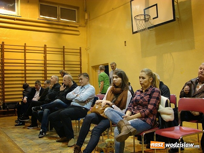 Zdjęcie w galerii na portalu naszwodzislaw.com: W trudnym meczu klub Relaks remisuje z III Borucinem 5 : 5 wiadomości z regionu