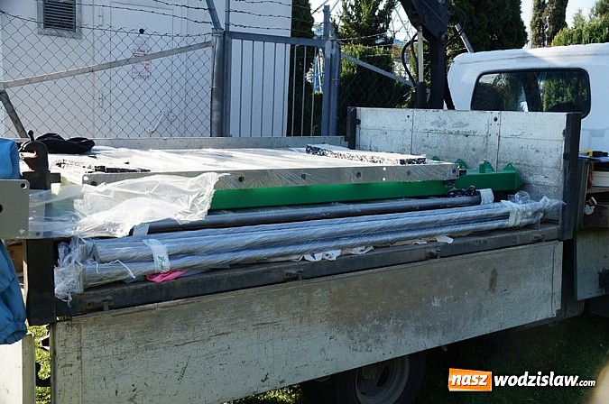 Zdjęcie w galerii na portalu naszwodzislaw.com: Urządzenia do Street workout zostały zainstalowane w Wodzisławiu. Montaż kosztował 24 tysiące złotych! wiadomości z regionu