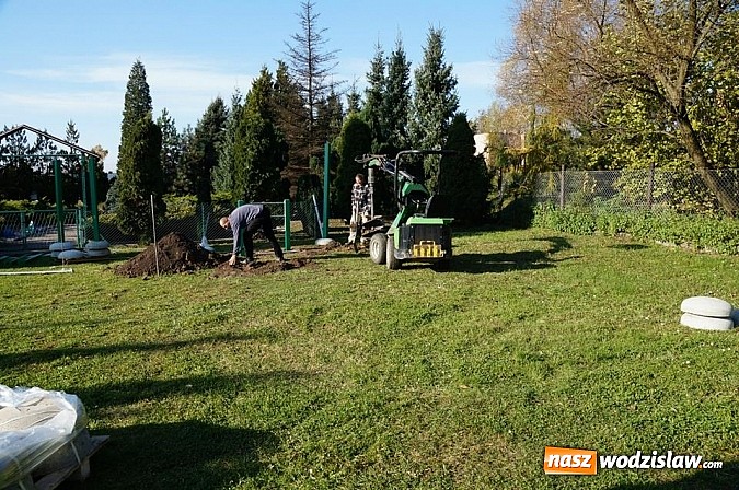 Zdjęcie w galerii na portalu naszwodzislaw.com: Urządzenia do Street workout zostały zainstalowane w Wodzisławiu. Montaż kosztował 24 tysiące złotych! wiadomości z regionu