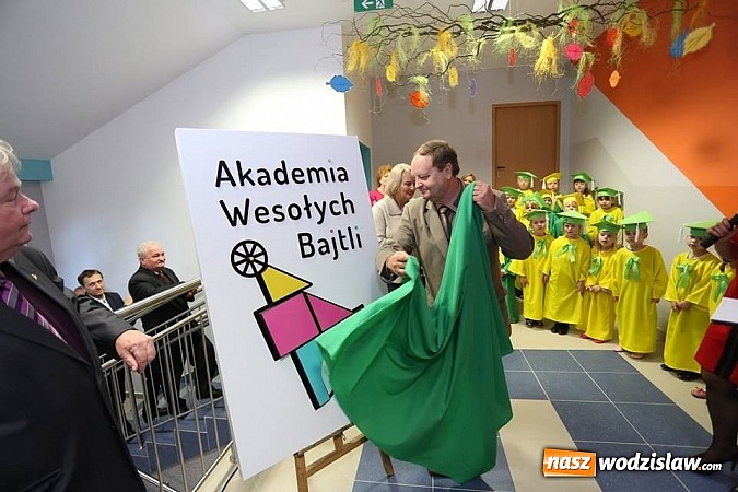 Zdjęcie w galerii na portalu naszwodzislaw.com: Nowe skrzydło biertułtowskiego przedszkola zostało otwarte wiadomości z regionu