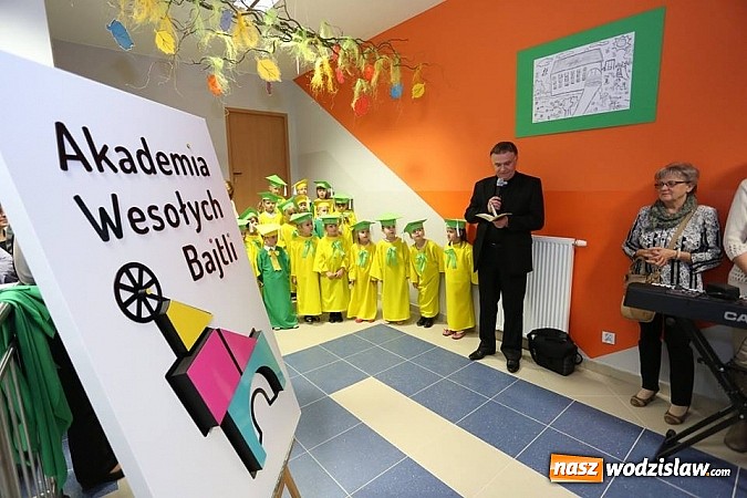 Zdjęcie w galerii na portalu naszwodzislaw.com: Nowe skrzydło biertułtowskiego przedszkola zostało otwarte wiadomości z regionu