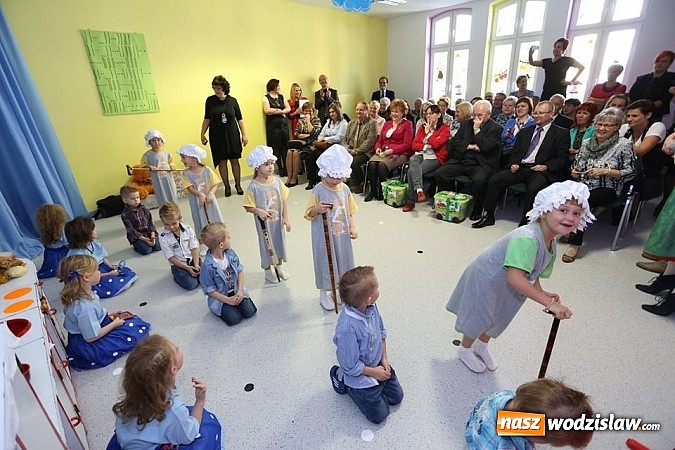 Zdjęcie w galerii na portalu naszwodzislaw.com: Nowe skrzydło biertułtowskiego przedszkola zostało otwarte wiadomości z regionu