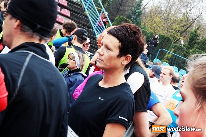 Zdjęcie w galerii na portalu naszwodzislaw.com: Ponad 200. uczestników wystartowało w VIII Wodzisławskim Półmaratonie wiadomości z regionu