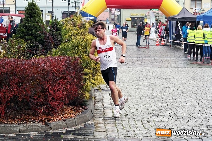 Zdjęcie w galerii na portalu naszwodzislaw.com: Ponad 200. uczestników wystartowało w VIII Wodzisławskim Półmaratonie wiadomości z regionu