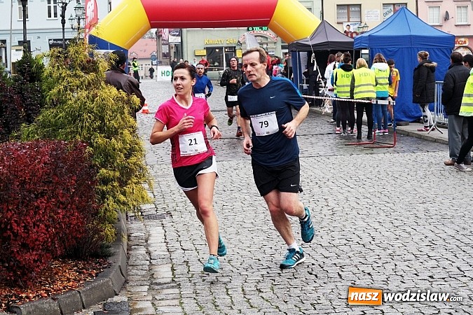 Zdjęcie w galerii na portalu naszwodzislaw.com: Ponad 200. uczestników wystartowało w VIII Wodzisławskim Półmaratonie wiadomości z regionu