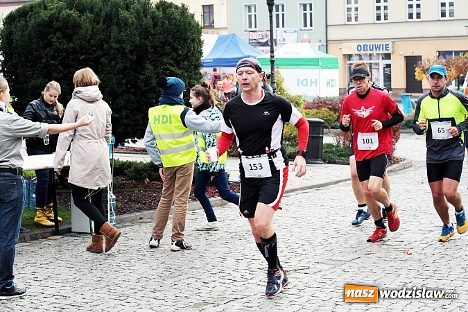 Zdjęcie w galerii na portalu naszwodzislaw.com: Ponad 200. uczestników wystartowało w VIII Wodzisławskim Półmaratonie wiadomości z regionu
