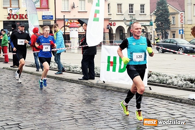 Zdjęcie w galerii na portalu naszwodzislaw.com: Ponad 200. uczestników wystartowało w VIII Wodzisławskim Półmaratonie wiadomości z regionu