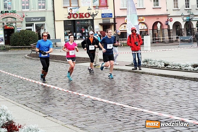 Zdjęcie w galerii na portalu naszwodzislaw.com: Ponad 200. uczestników wystartowało w VIII Wodzisławskim Półmaratonie wiadomości z regionu