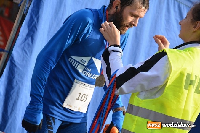 Zdjęcie w galerii na portalu naszwodzislaw.com: Ponad 200. uczestników wystartowało w VIII Wodzisławskim Półmaratonie wiadomości z regionu