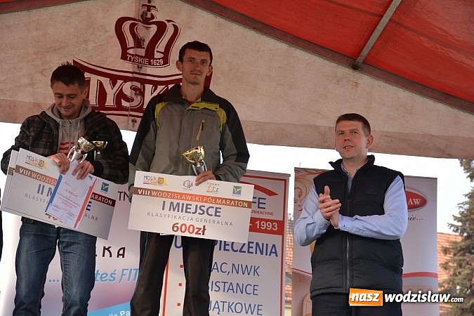 Zdjęcie w galerii na portalu naszwodzislaw.com: Ponad 200. uczestników wystartowało w VIII Wodzisławskim Półmaratonie wiadomości z regionu