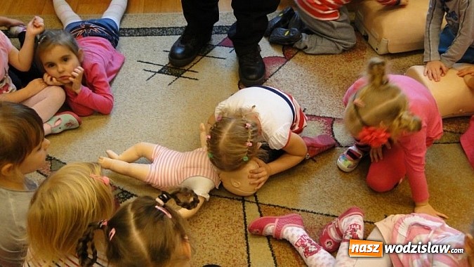Zdjęcie w galerii na portalu naszwodzislaw.com: Pierwsza Pomoc Przedmedyczna w Przedszkolu nr 3 w Radlinie wiadomości z regionu