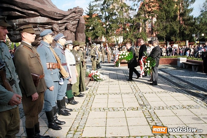Zdjęcie w galerii na portalu naszwodzislaw.com: Uroczyste obchody Święta Niepodległości w Wodzisławiu wiadomości z regionu