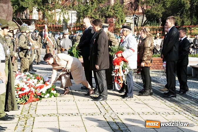Zdjęcie w galerii na portalu naszwodzislaw.com: Uroczyste obchody Święta Niepodległości w Wodzisławiu wiadomości z regionu
