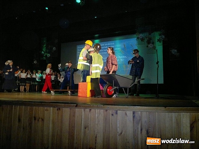 Zdjęcie w galerii na portalu naszwodzislaw.com: Szkoła Podstawa nr 5 w Wodzisławiu ma 50 lat  wiadomości z regionu