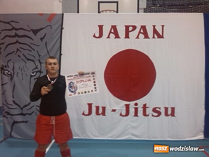 Zdjęcie w galerii na portalu naszwodzislaw.com: Strażnik Miejski brązowym medalistą mistrzostw świata w Jiu-jitsu  wiadomości z regionu