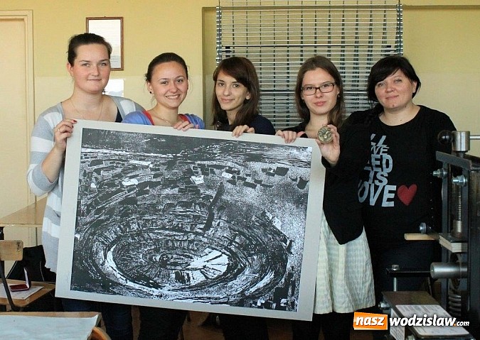 Zdjęcie w galerii na portalu naszwodzislaw.com: Wielki sukces wodzisławskiego „Plastyka” w Międzynarodowym Biennale Grafiki wiadomości z regionu
