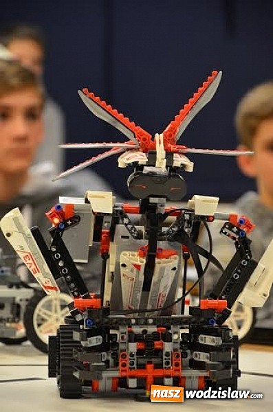 Zdjęcie w galerii na portalu naszwodzislaw.com: Nie bądź przerażony, gdy nadlecą drony! wiadomości z regionu